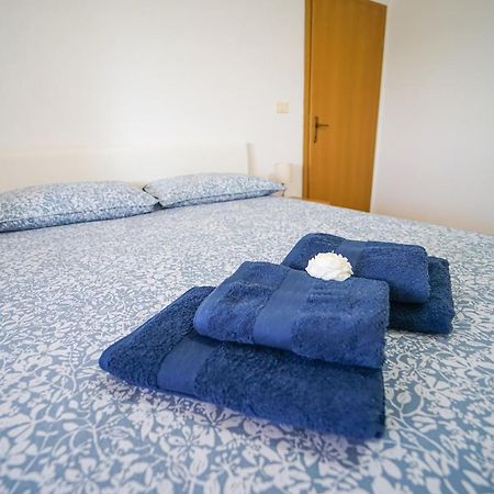 Apartment Full Moon Pobegi Luaran gambar