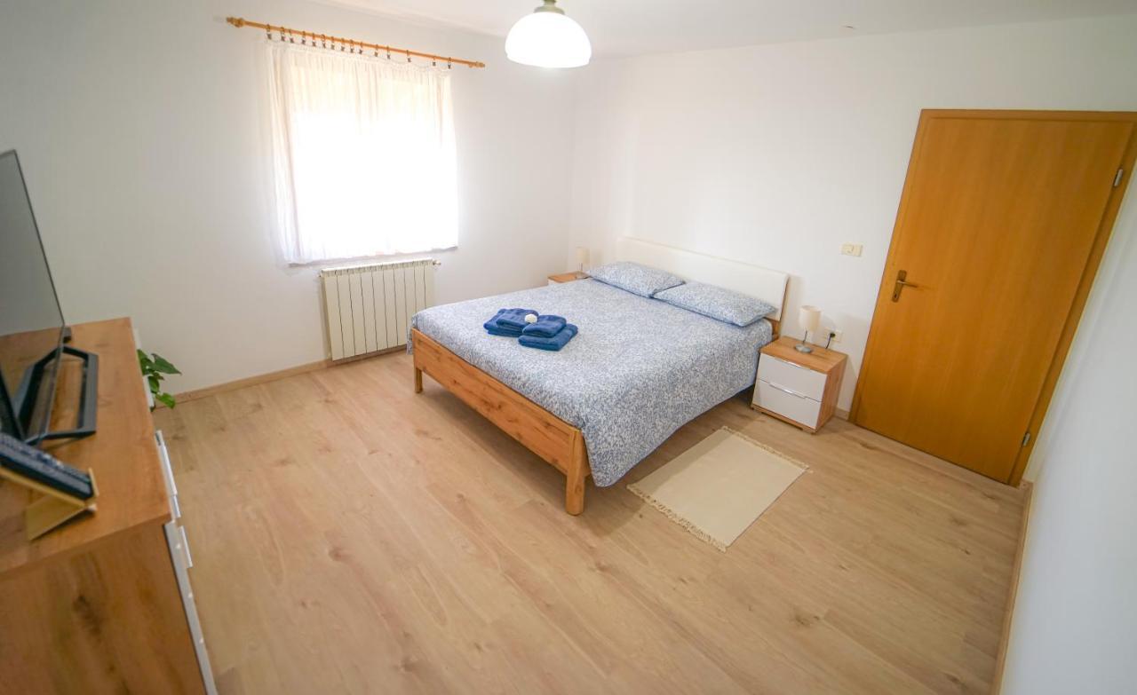 Apartment Full Moon Pobegi Luaran gambar