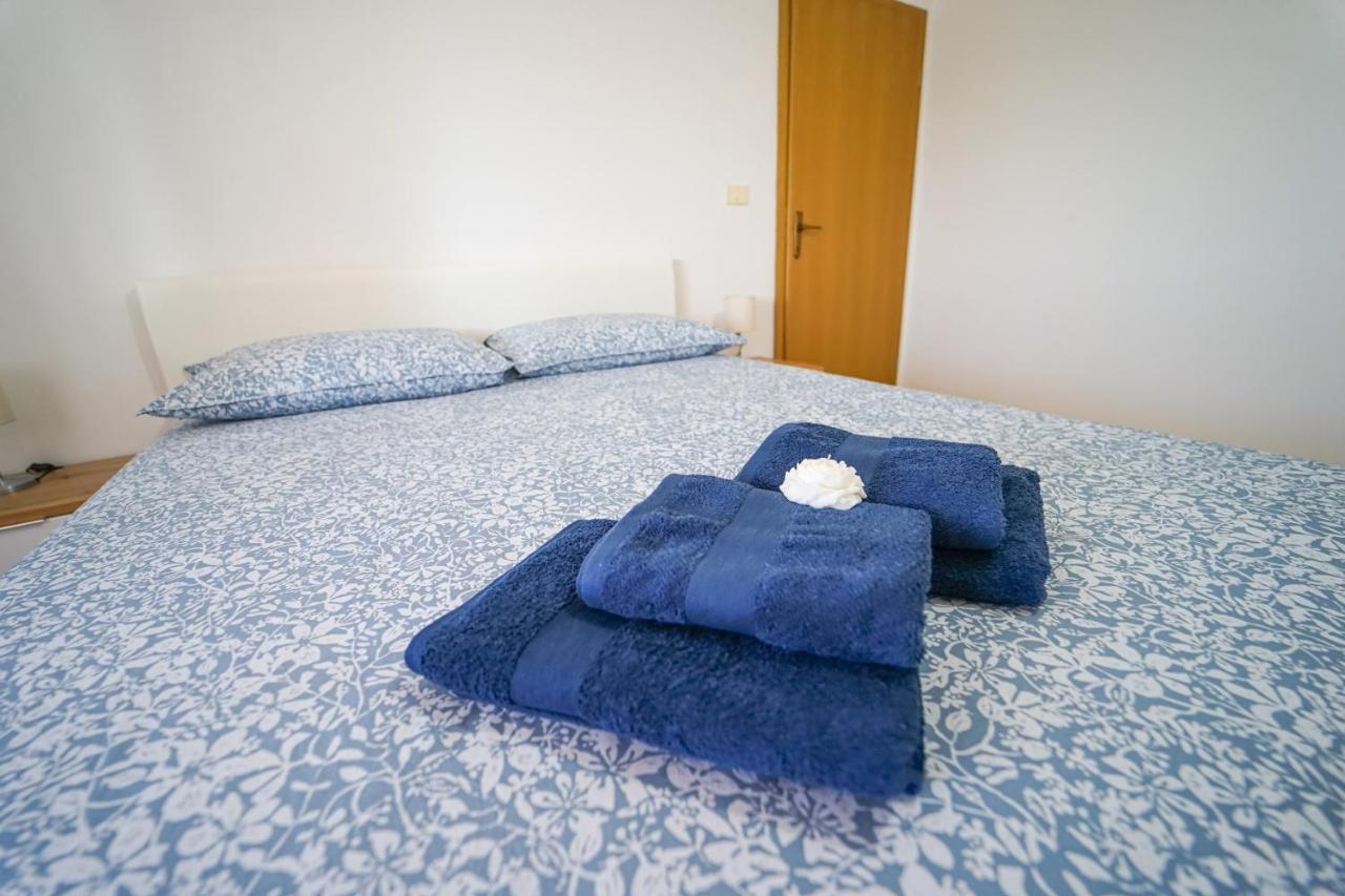 Apartment Full Moon Pobegi Luaran gambar
