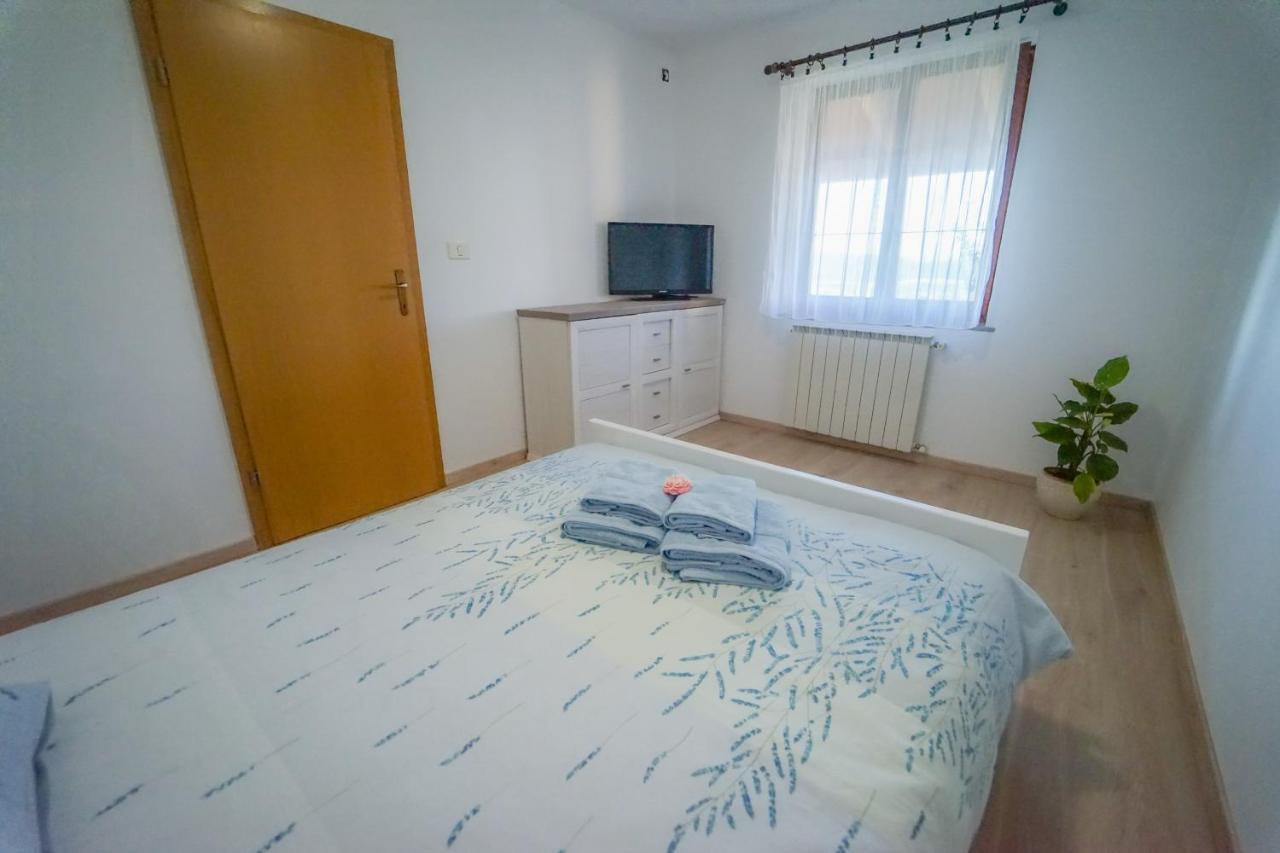 Apartment Full Moon Pobegi Luaran gambar